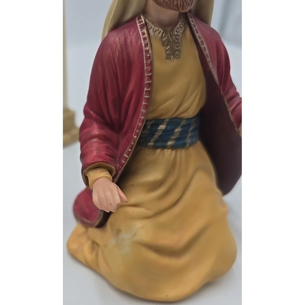 Hallmark HOLY‎ FAMILY NATIVITY Christmas Christian Figurines 2005 Set of 5
